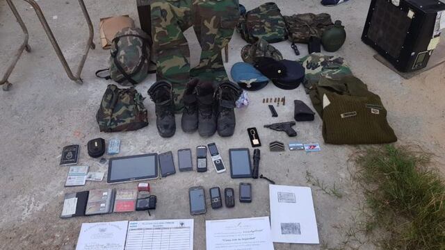 Los detenidos pertenecían a un grupo paramilitar de seguidores de Mohamed Alí Seineldín\u002E Fue en Bell Ville\u002E