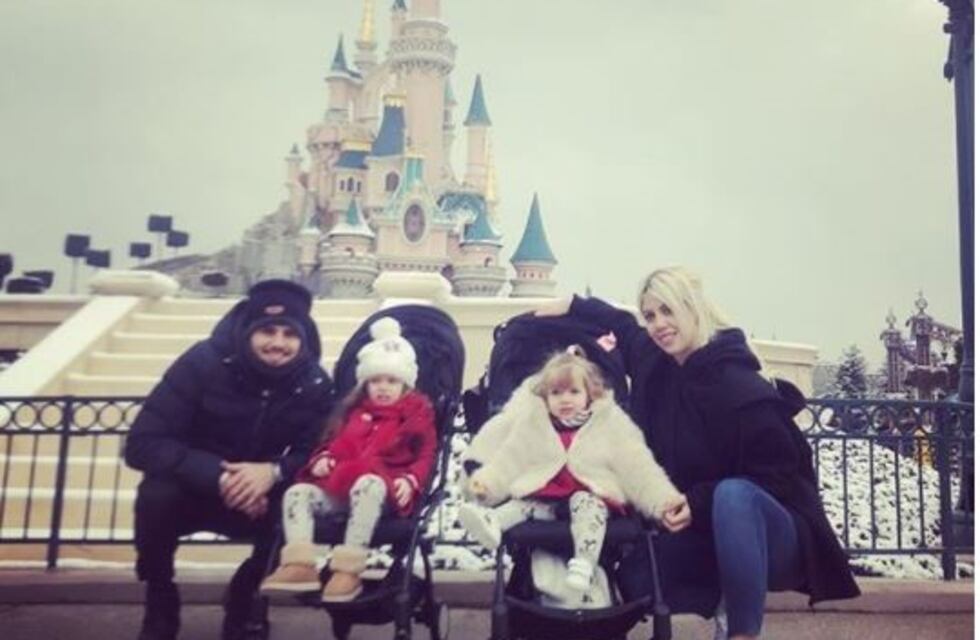 Las fotos del viaje de Wanda Nara y Mauro Icardi a Disney