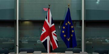En una jornada histórica, el Reino Unido y la Unión Europea (UE) llegaron hoy, después de unas maratonianas negociaciones, a un acuerdo comercial y de seguridad.