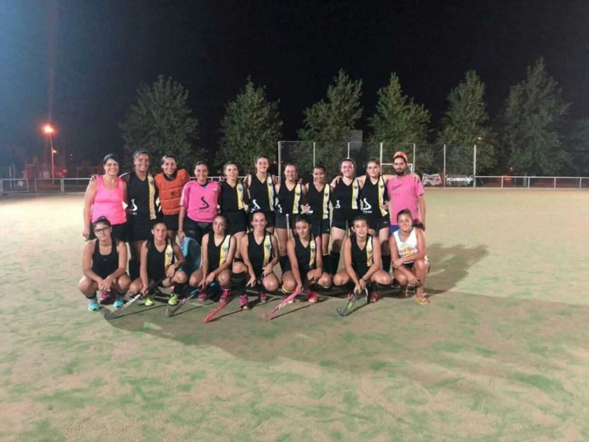 Hockey Deportivo y Cultural Arroyito