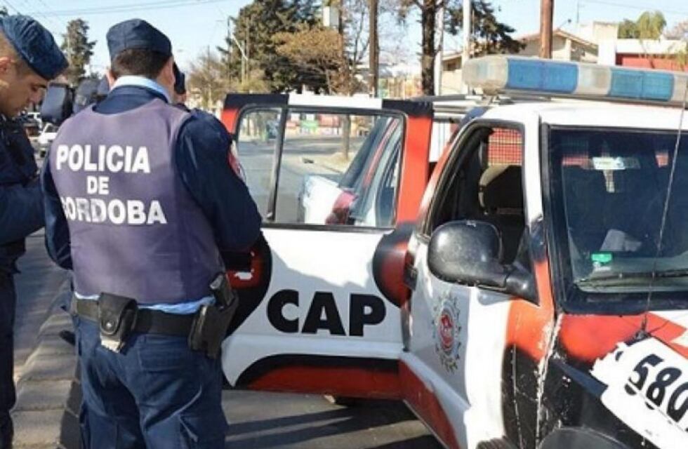Tres cordobeses arrestados tras robar a turistas en pleno centro de Carlos Paz