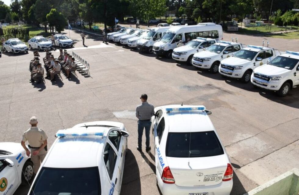 Refuerzan el parque automotor de la Policía de La Pampa con 22 nuevos vehículos