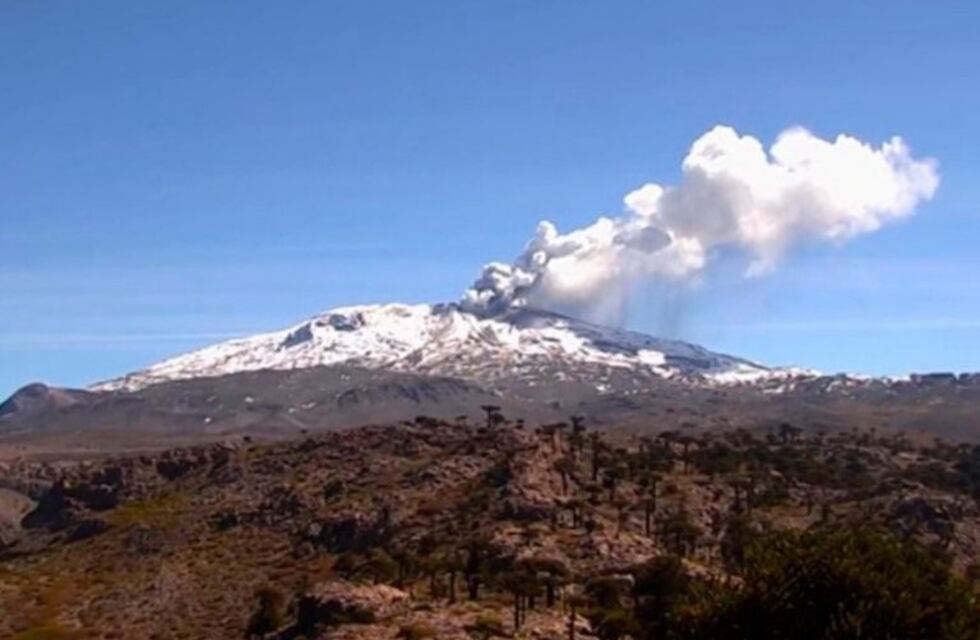 Se mantiene el alerta amarilla tras el nuevo pulso eruptivo del volcán Copahue