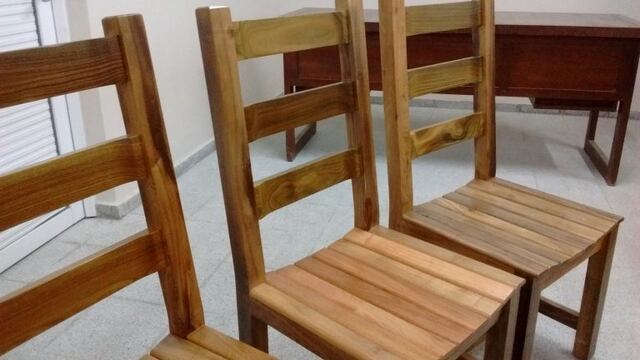 Sillas fabricadas en Piranu00e9, Formosa.