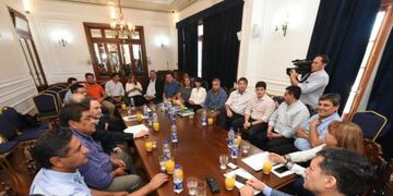 Diputados que integran el Bloque Justicialista de la Cámara de Diputados se reunió con el gobernador Sergio Casas