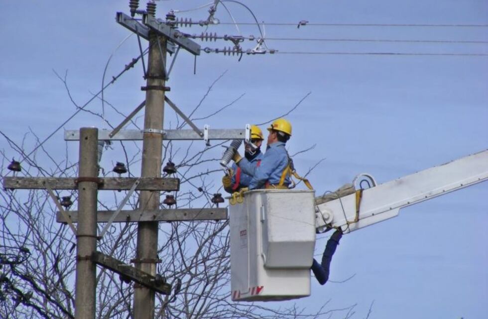 Bordet prorrogó la suspensión de los cortes de servicios