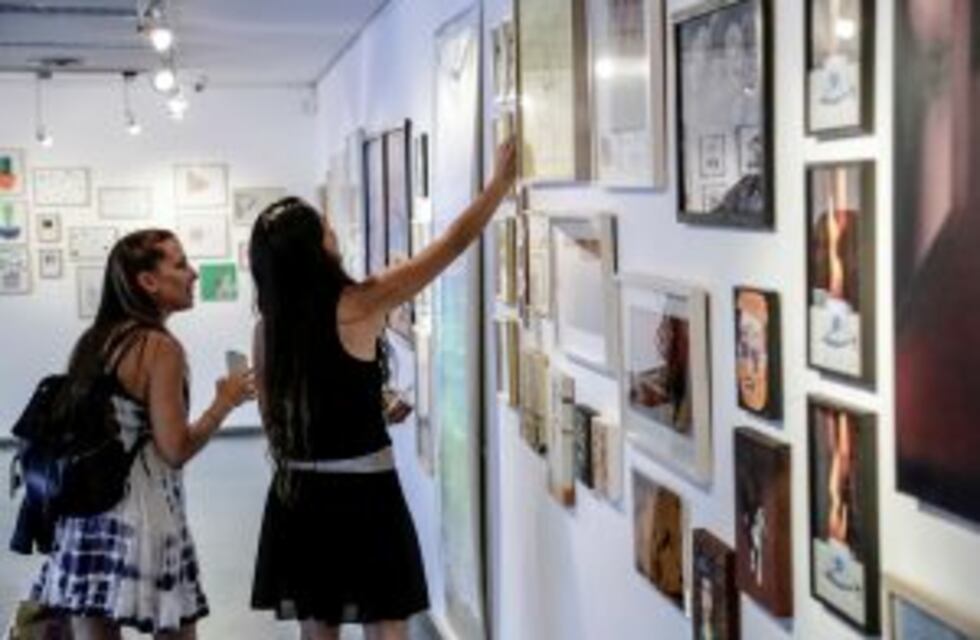 4° Muestra de Arte Contemporáneo "Te deseo infinito" en el Fontanarrosa