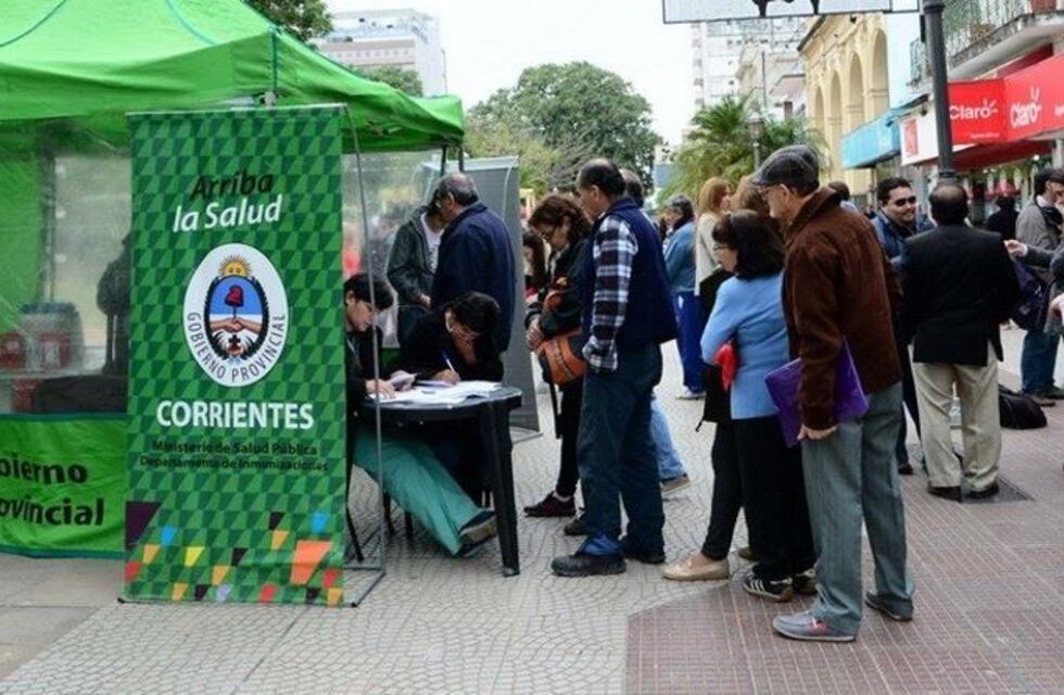 Vuelve la carpa de vacunación a la plaza Vera