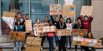 (Foto:Web) Children vs ClimateCrisis