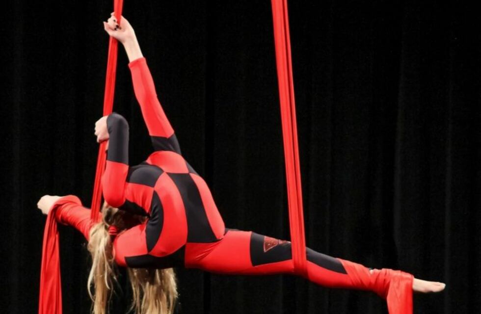 El taller de Acrotelas de la Municipalidad logró 2 medallas en el Open Córdoba