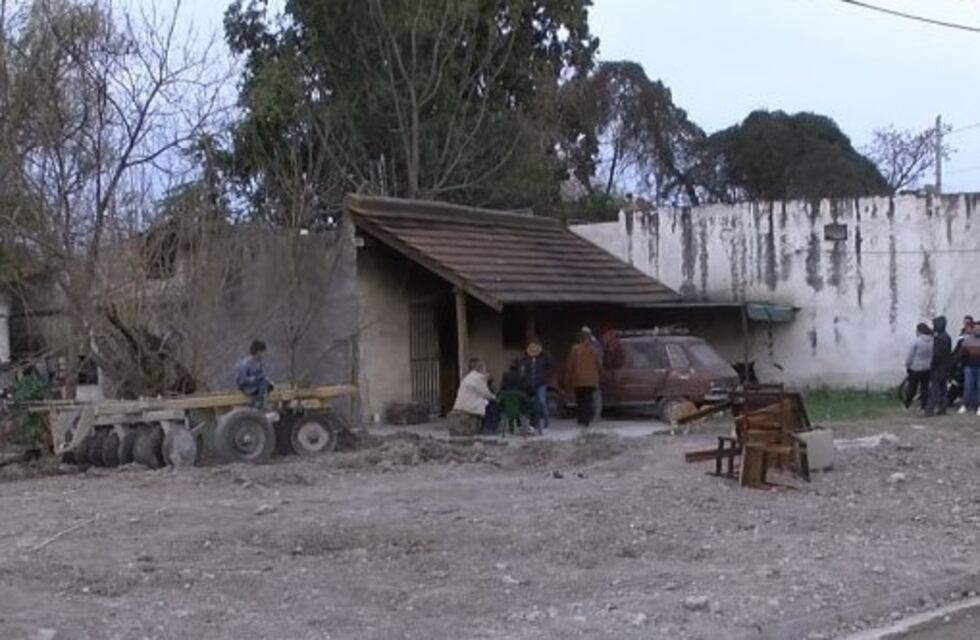 Se incendió una casa en Paraná y un hombre fue derivado al hospital San Martín