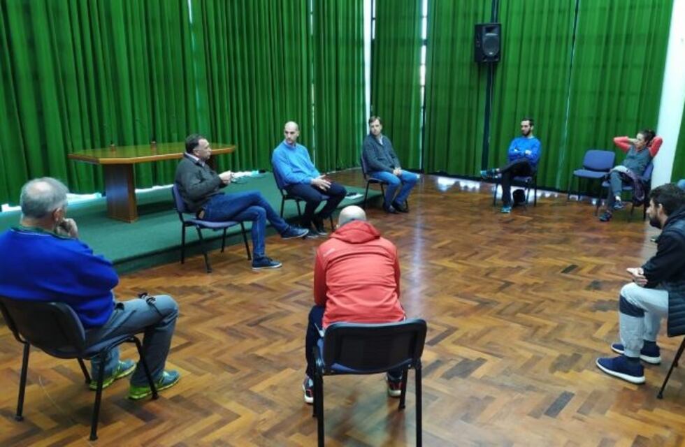 Funcionarios municipales dialogaron con representantes de gimnasios y restaurantes