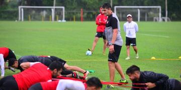 Teté resguarda al Loco\u002E Pero ya puede disponer de Arce y posiblemente de Sills\u002E