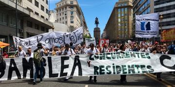 Quedó sin efecto la ley que reglamentaba nuevas condiciones laborales de los médicos residentes\u002E (Twitter)