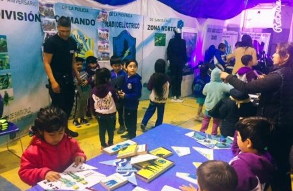 El Paseo de la Seguridad recibió numeroso público
