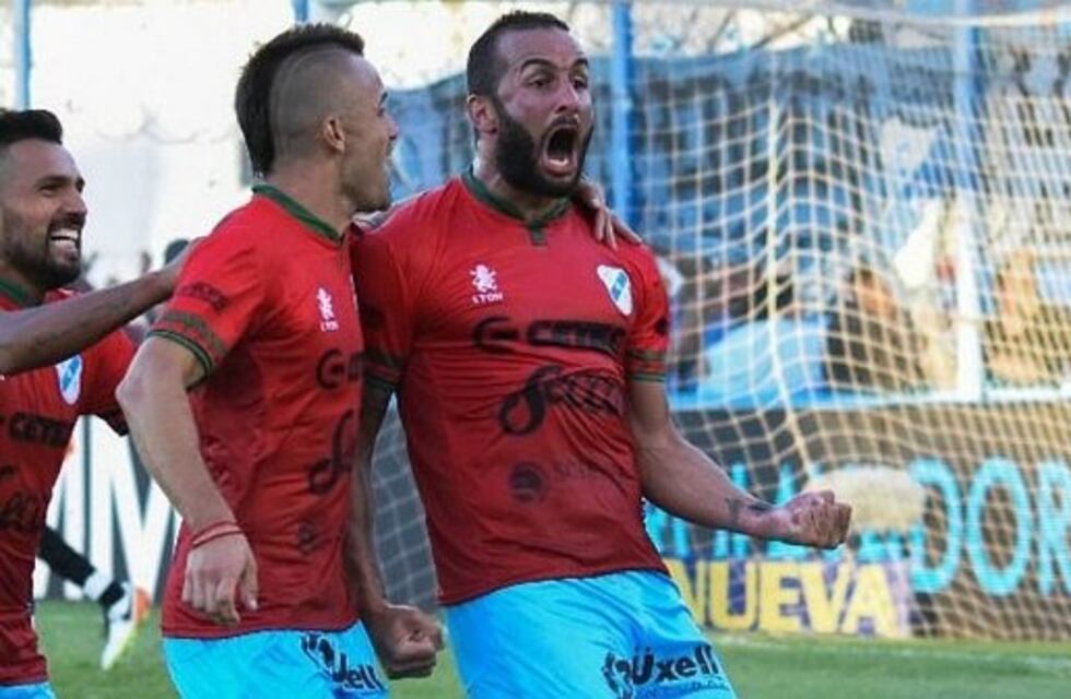 Guevgeozian y Abero llegarían este martes a Rosario para sumarse a la Lepra