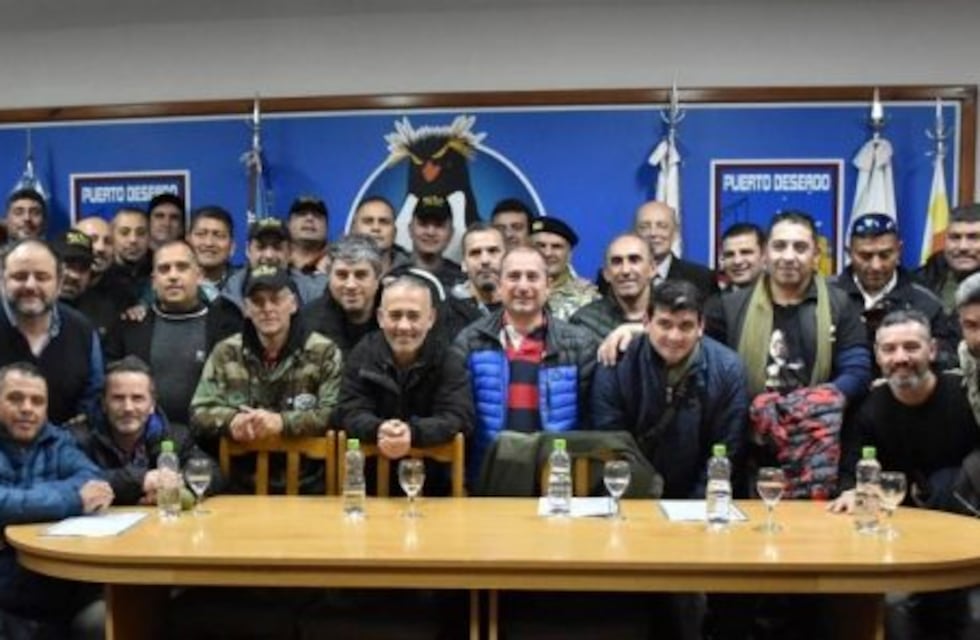 Reencuentro luego de 30 años de los soldados clase 70