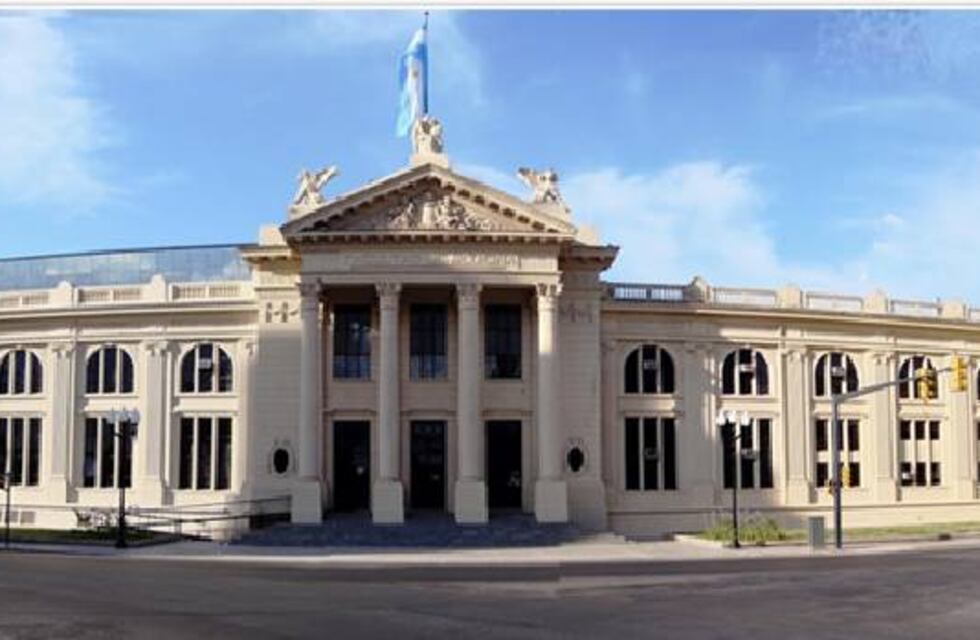 La UNR busca volver a las clases presenciales al finalizar las vacaciones de invierno