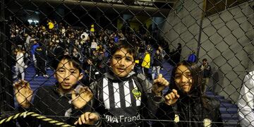 Pequeños hinchas de boca, de festejo\u002E (WEB)