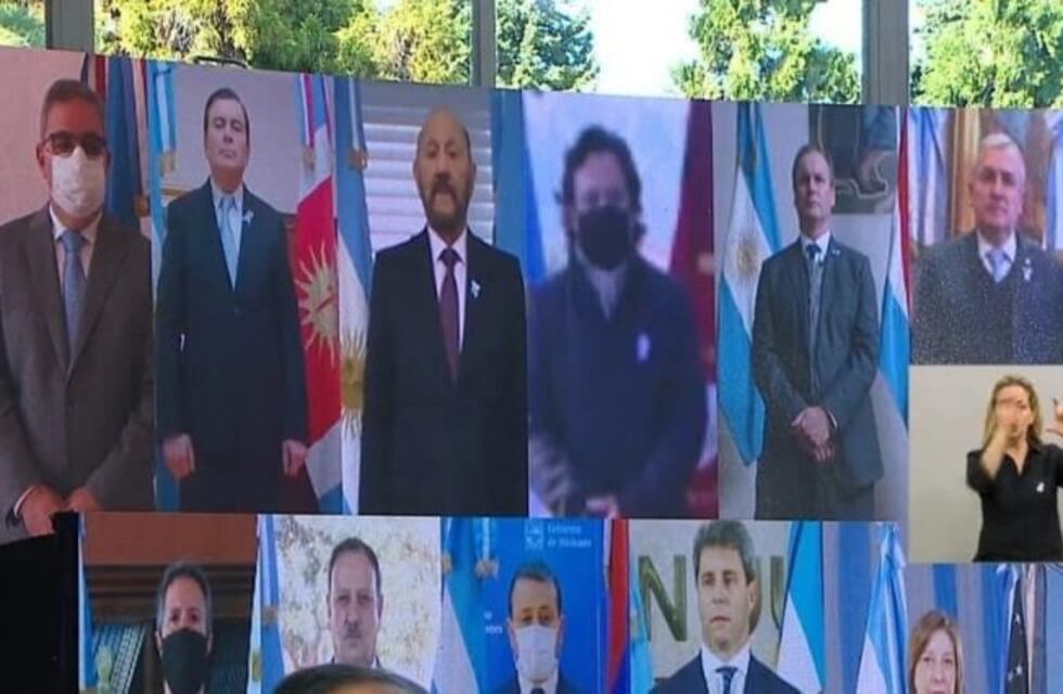 Gerardo Zamora participó del acto por los 204 años de la Independencia de forma virtual