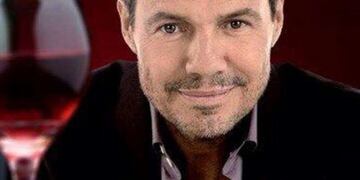 Marcelo Tinelli y su vino