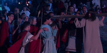 Vía crucis viviente en Punta Alta