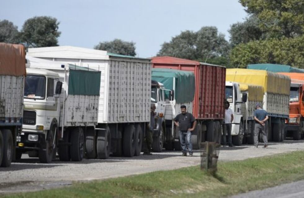 Afirman que bajaron 65% los robos a camioneros en el ingreso a los puertos