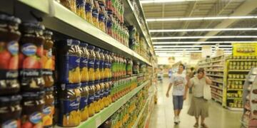 Las ventas cayeron un 15 por ciento en las ventas en Rosario por el descanso dominical segu00fan la ASU.