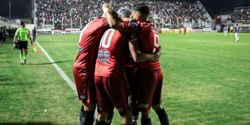 Central Córdoba arrancó ganando (Jonathan Peralta)\u002E