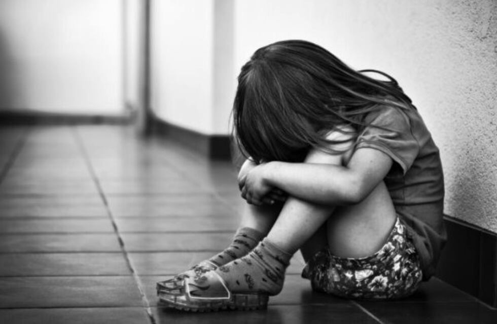 Cruzaron al aire a una mujer y al presunto abusador de su hija