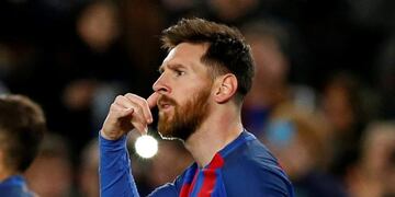 Football Soccer - Barcelona v Celta Vigo - Spanish La Liga Santander - Camp Nou stadium, Barcelona, Spain - 4/03/2017 - Barcelona's Lionel Messi gestures after scoring a goal. REUTERS/Albert Gea