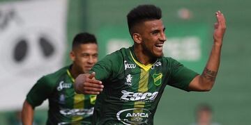 Juan Cruz Kaprof viene de un préstamo en Defensa y Justicia, donde dirigió Vojvoda\u002E