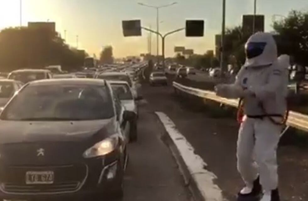 Mirá el baile del astronauta mendocino