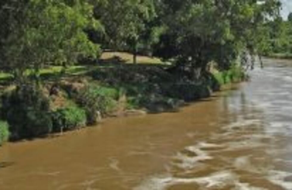 Hallaron un cadáver hace dos días en el río Carcarañá y todavía nadie lo reclamó