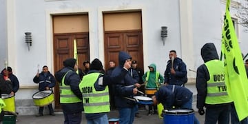 Imagen archivo\u002E Los municipales volvieron al paro debido a la falta de acuerdo en el pago de salarios\u002E Foto: Daniel Feldman