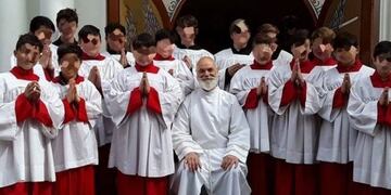 La Justicia prohíbe salir del país al sacerdote Raúl Anatoly Sidders, acusado de abusos en un colegio de La Plata (Web)