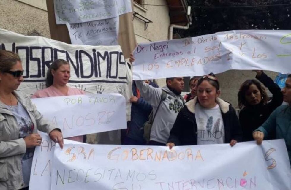 Trabajadores del sanatorio del Sol reclaman en Bariloche