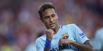 Neymar of Barcelona gestures after scoring during their International Champions Cup (ICC) football match against Manchester United on July 26, 2017 at the FedExField, in Landover, Maryland\u002E  / AFP PHOTO / Brendan Smialowski