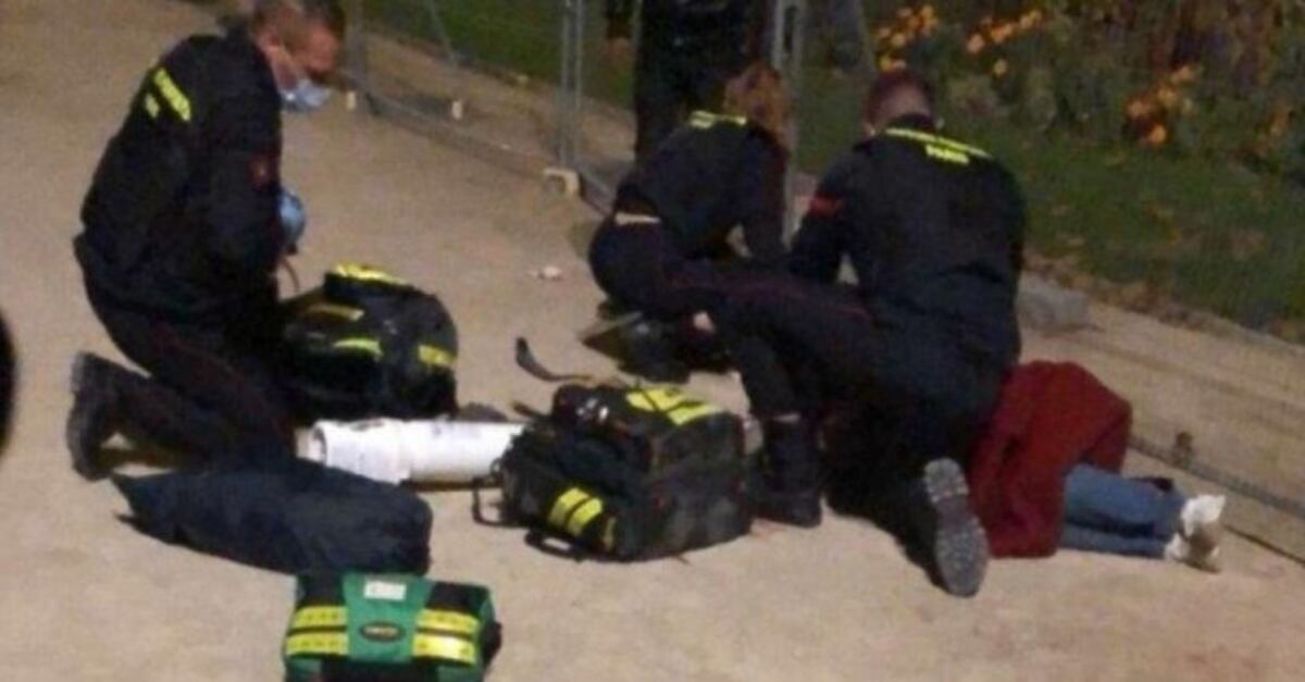 Francia: apuñalaron a dos mujeres musulmanas frente a la Torre Eiffel