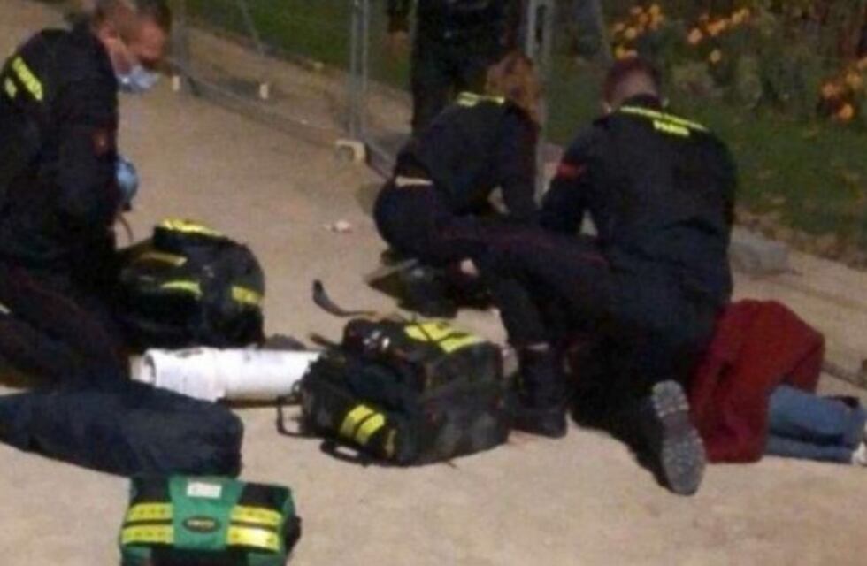 Francia: apuñalaron a dos mujeres musulmanas frente a la Torre Eiffel