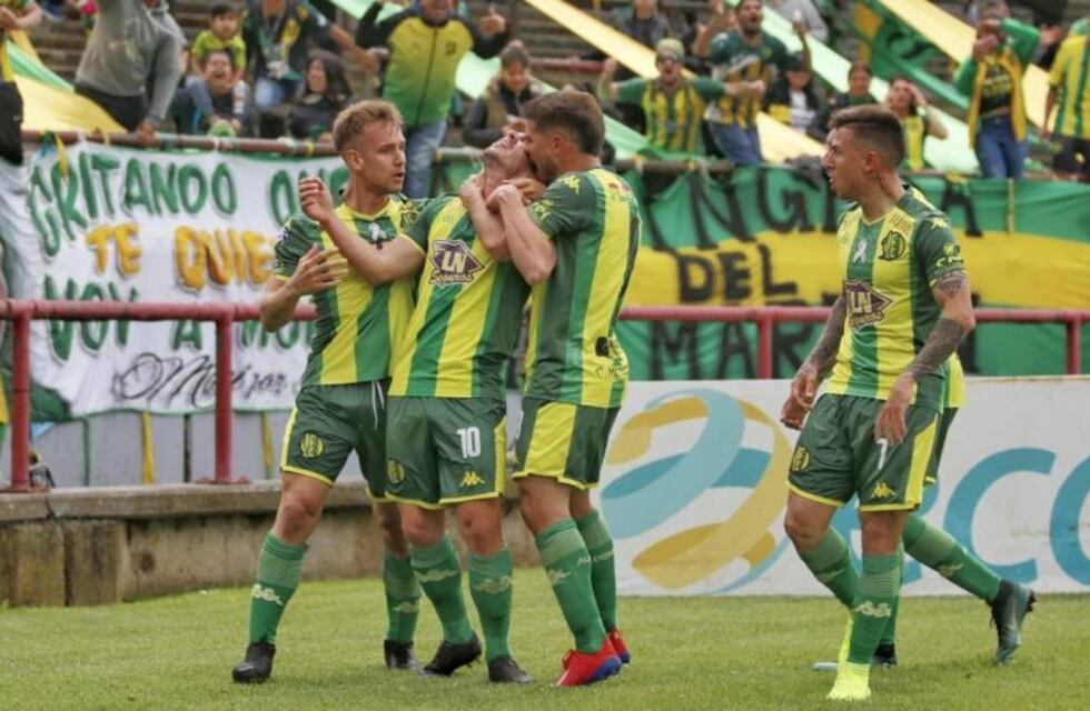 Aldosivi volvió a la victoria en el debut de Hoyos