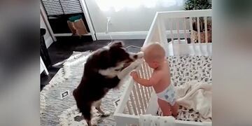 Puso una cámara en el cuarto de su bebé y lo que descubrió la dejó atónita