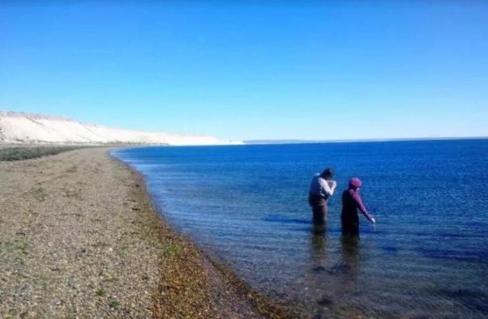 Comodoro: Intensifican muestreos de calidad del agua para uso recreativo