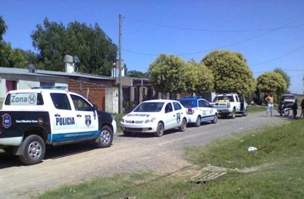 Allanaron tres domicilios por el robo a un policía y secuestraron varios proyectiles