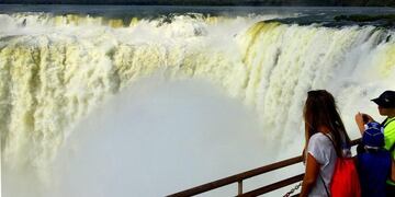 Estiman que luego de la pandemia, las cataratas podrán ser visitadas de a 2 mil personas por día