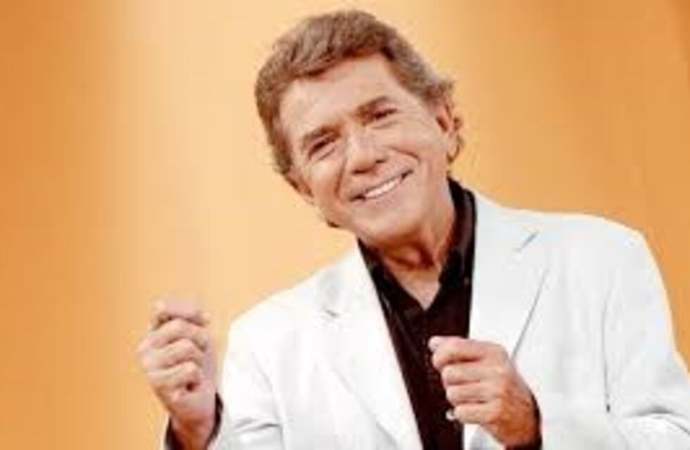 El original homenaje a Juan Alberto Badía en un supermercado que se hizo viral