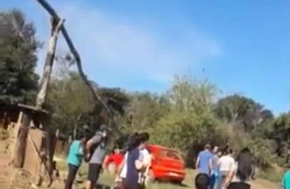Padres y estudiantes de la Escuela Especial Esperanza fueron atacados cuando visitaron el terreno donde se construirá el nuevo edificio