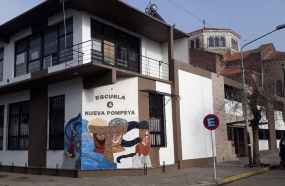 Padres y docentes del Colegio Nueva Pompeya se reunieron con autoridades de Salud