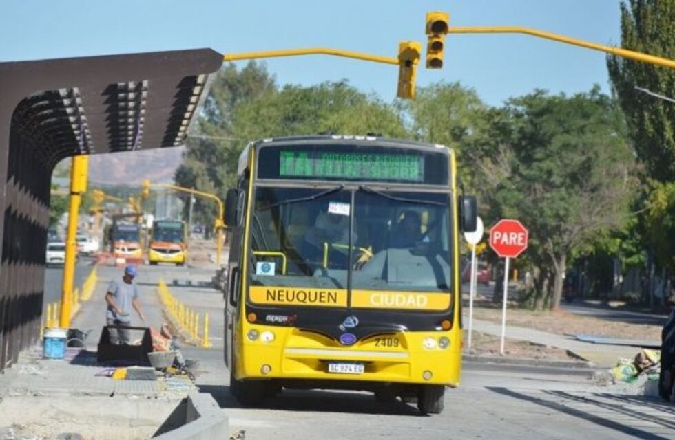 Fernando Palladino confirmó que el Metrobús arrancará el viernes con cuatro ramales