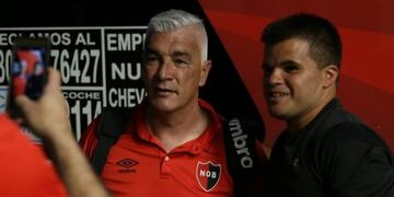 Omar De Felippe busca variantes para enfrentar a Tigre